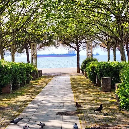 Four Suns Loft Apartament